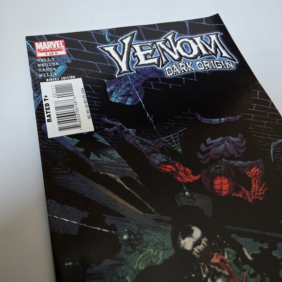 Marvel comics Venom Dark Origin Comic Book - Picture 2 of 6